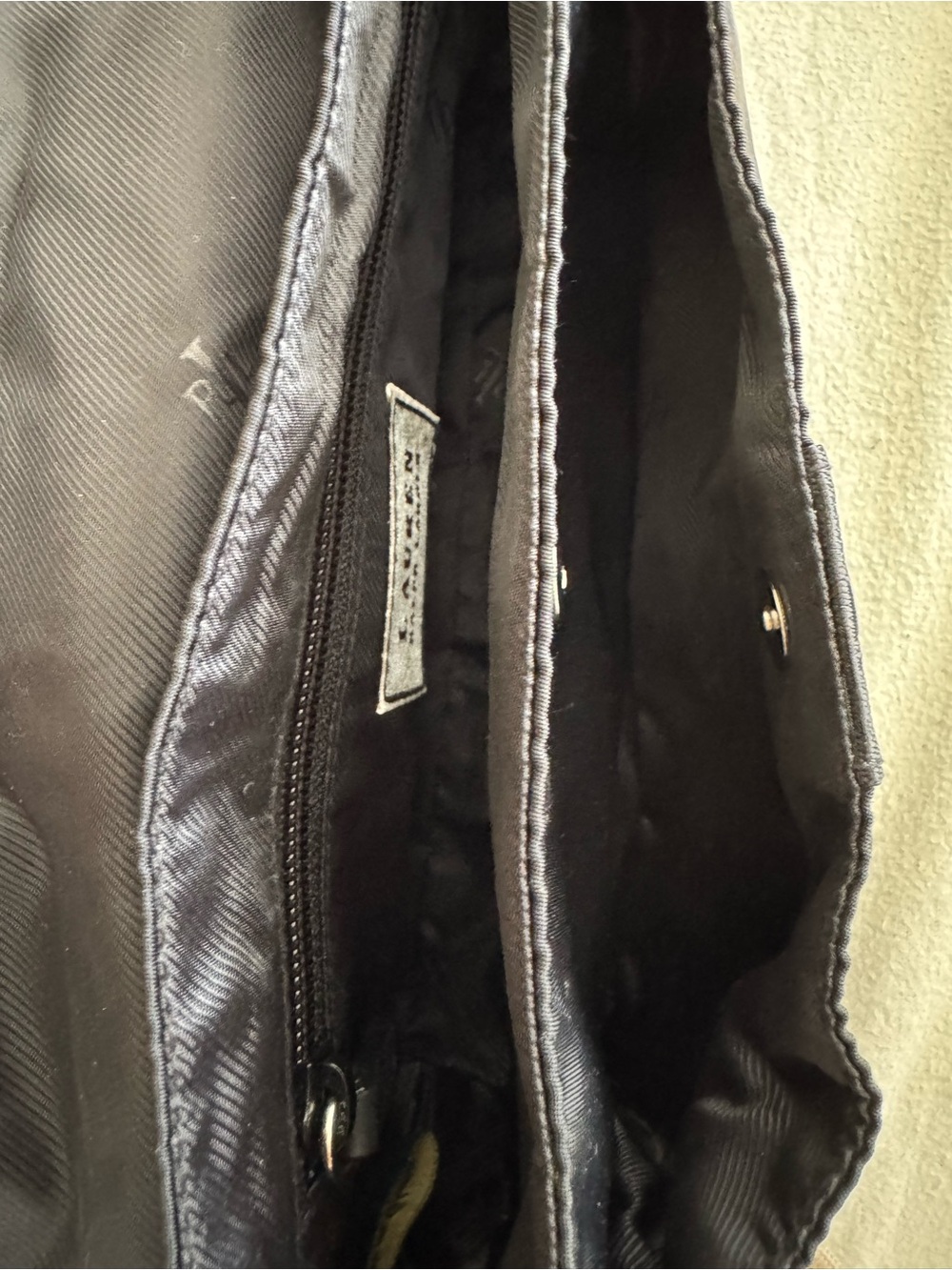 LAUREN Ralph Lauren Black Nylon Shoulder/ Hand Bag - Picture 7 of 10